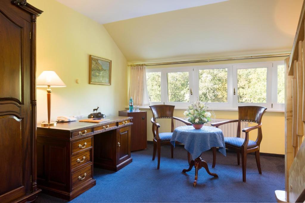 Schlosshotel ראלסוויק חדר תמונה