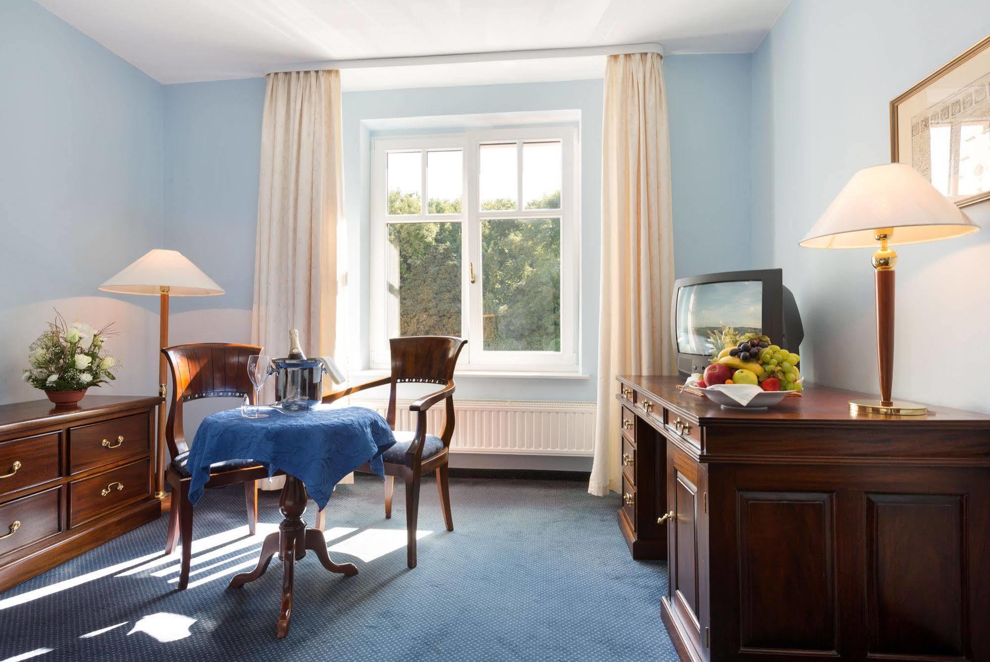 Schlosshotel ראלסוויק מראה חיצוני תמונה