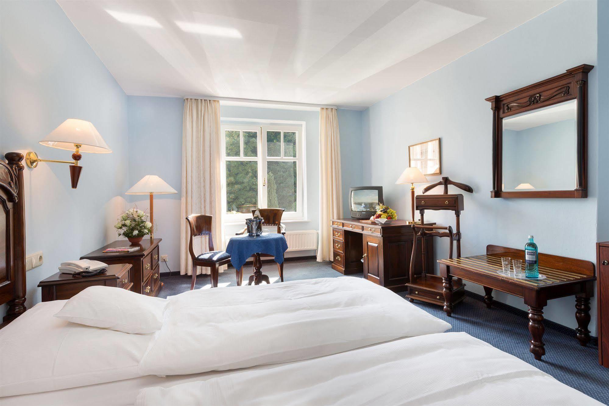 Schlosshotel ראלסוויק מראה חיצוני תמונה